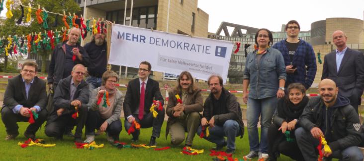 Activists in front of the parliament of Northrhine-Westphalia Activists in front of the parliament of Northrhine-Westphalia