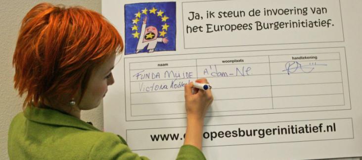 Dutch ECI campaign - Actress Victoria Koblenko signs our petition pro ECI