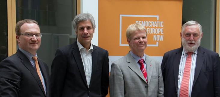 Press conference with Gerald Häfner (Democracy International), Reiner Hoffmann (DGB), Lars Feld (economic advisor) and Franz Fischler (former EU commissioner