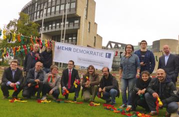 Activists in front of the parliament of Northrhine-Westphalia