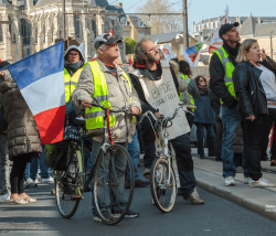 “France yellow vest protests” by Pascal Maga, CC BY 2.0